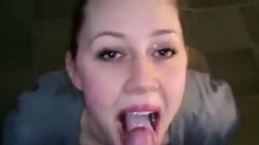 Deepthroat wet blowjob - Cumshot in the mouth